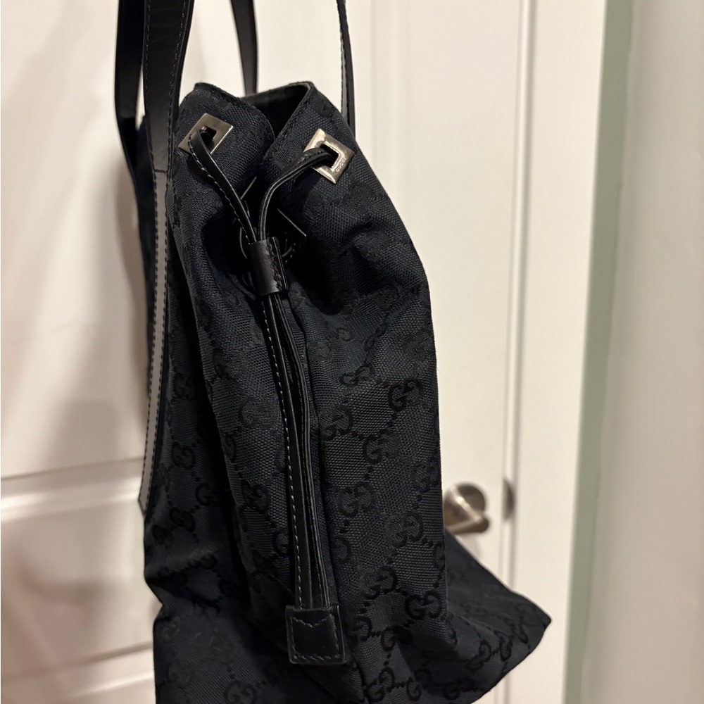 BIG Gucci Bag - Picture 5 of 9